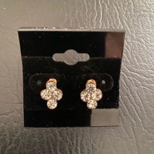 💗 Crystal Cross Gold Stud Earrings NEW